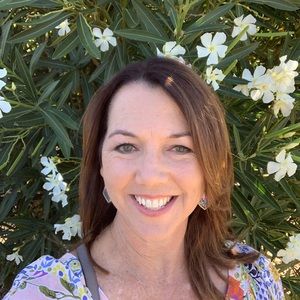 Meet your Posher, Carol